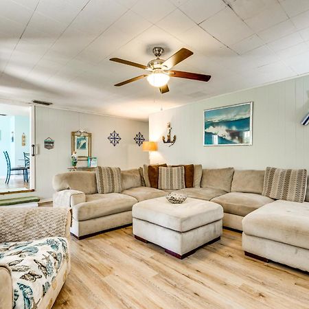 Fort Walton Coastal Retreat With Yard Walk To Beach Fort Walton Beach Zewnętrze zdjęcie