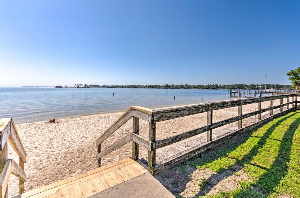 Fort Walton Coastal Retreat With Yard Walk To Beach Fort Walton Beach Zewnętrze zdjęcie