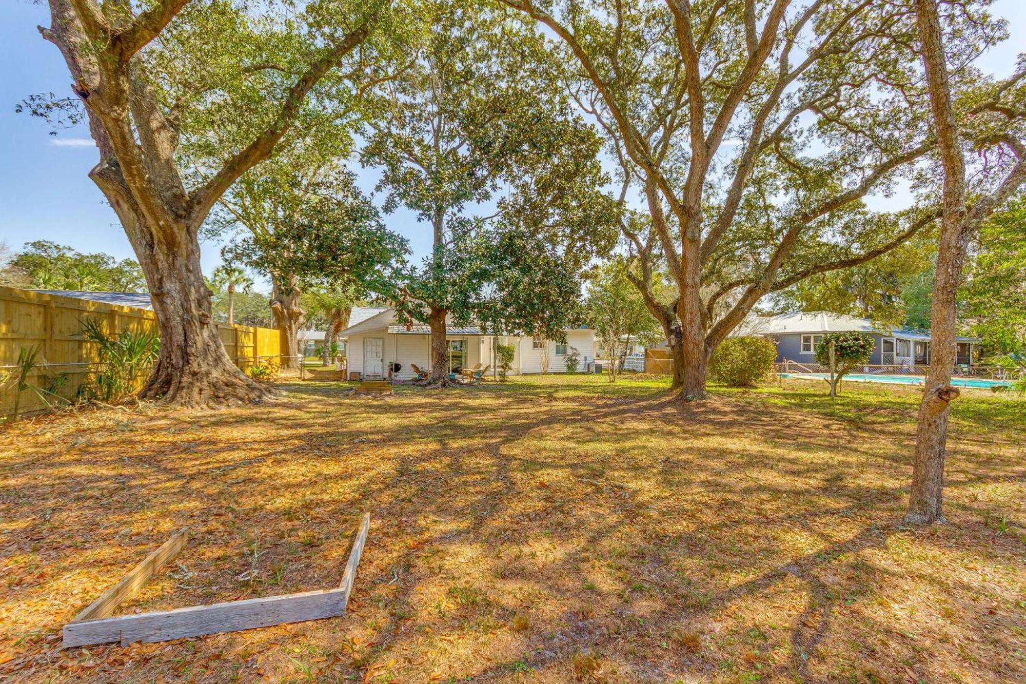 Fort Walton Coastal Retreat With Yard Walk To Beach Fort Walton Beach Zewnętrze zdjęcie